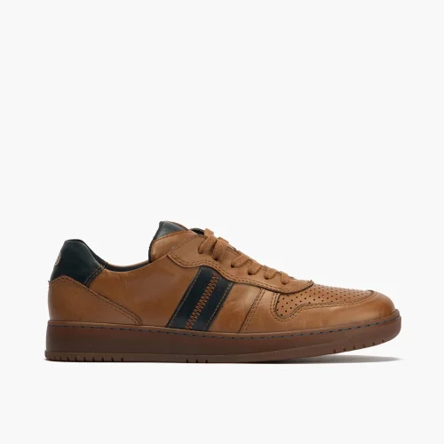 Deportivo en Napa hombre color libano